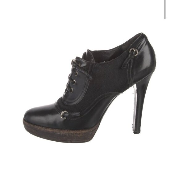 Gucci Authentic RARE Solid Black Leather Pony Hair Lace Up High Heel Pumps 8.5 - Picture 1 of 8